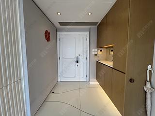 Mid Levels Central - Tavistock II 12