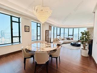 Mid Levels Central - Fairlane Tower 07