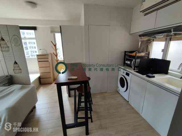 Sai Ying Pun - Fook Moon Building 02