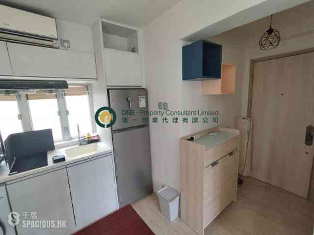 Sai Ying Pun - Fook Moon Building 03