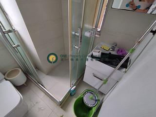 Sai Ying Pun - Fook Moon Building 04