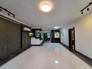 Mid Levels West - Parkway Court 02