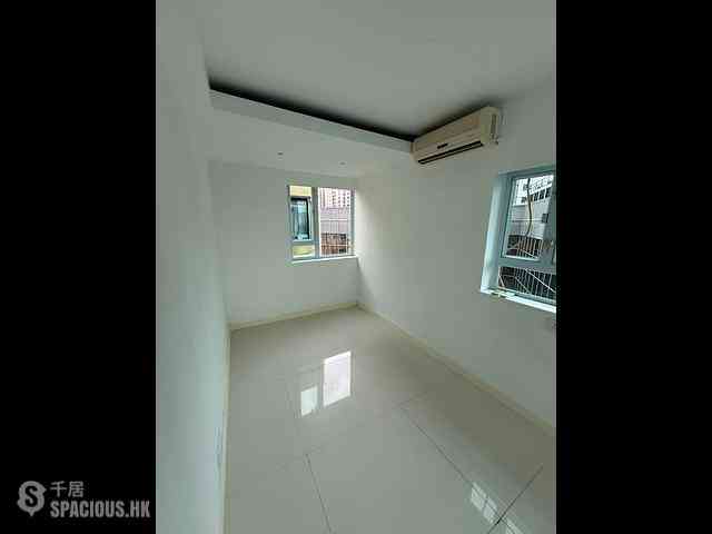 Fortress Hill - Kwong Chiu Terrace Block B 03
