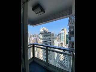 Soho - Centrestage Block 2 03