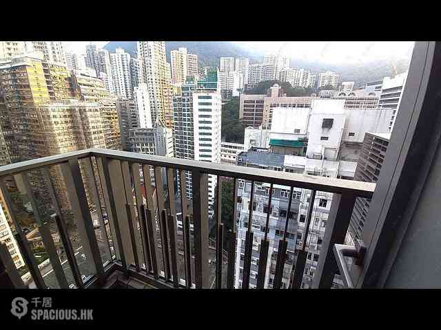 Sai Ying Pun - The Summa Block 2 08