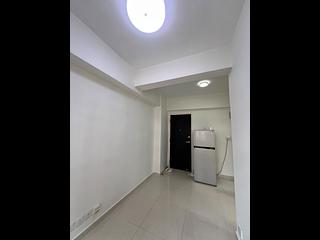 Yau Ma Tei - Kam Tong Building 04