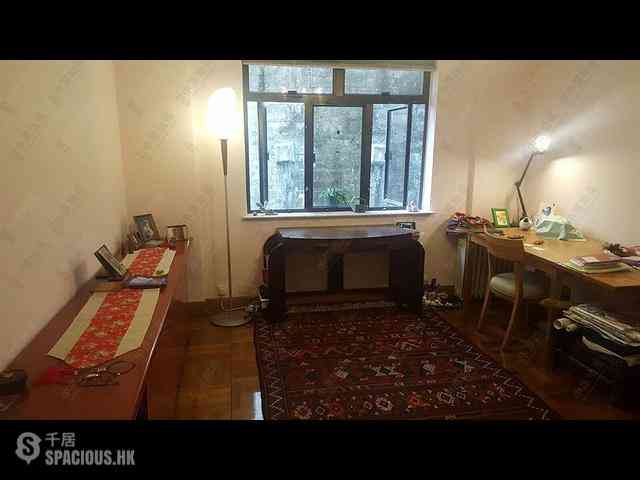 Mid Levels Central - Kam Fai Mansion 15