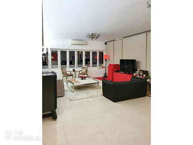 Braemar Hill - Hilltop Mansion 01