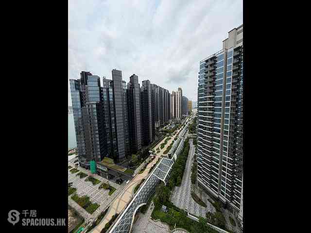 Kai Tak - The Pavilia Forest 01