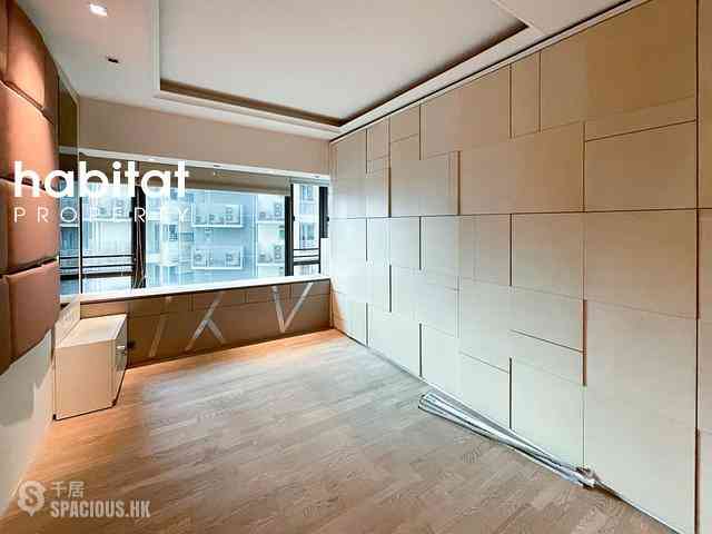 Mid Levels Central - 11, Macdonnell Road 04