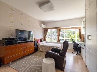 Deep Water Bay - Manderly Garden 16