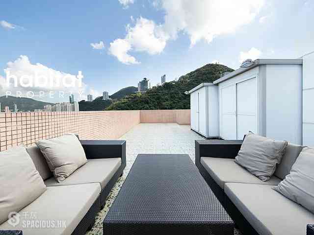 Wan Chai - Royal Court 12