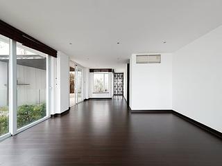 Clear Water Bay - Dragon Lake Villa 05