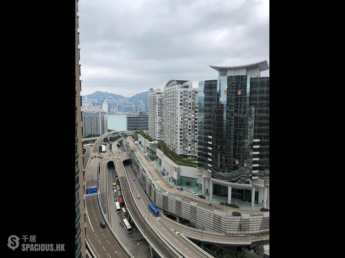 Hung Hom - Royal Peninsula 01