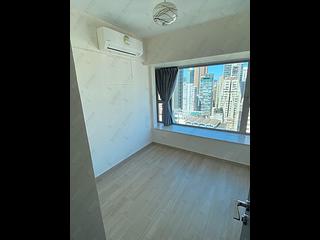 Sai Ying Pun - Centre Place 06