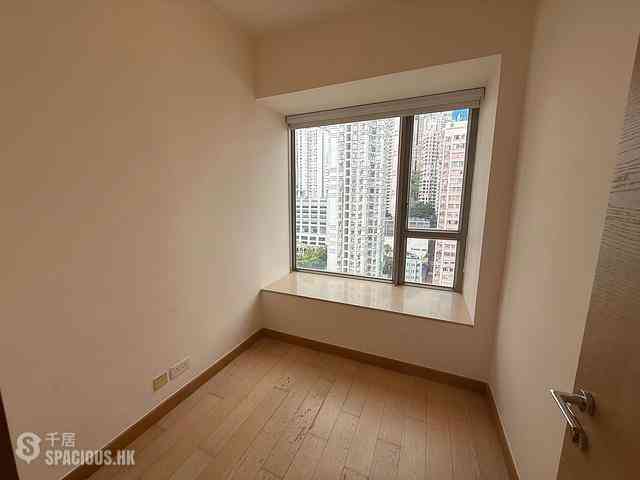 Sai Ying Pun - Island Crest Block 1 10