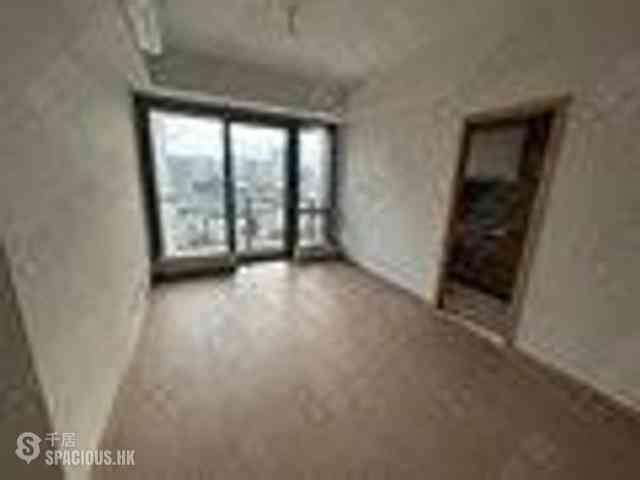 Wong Chuk Hang - The Southside Phase 2 La Marina Tower 2A 01