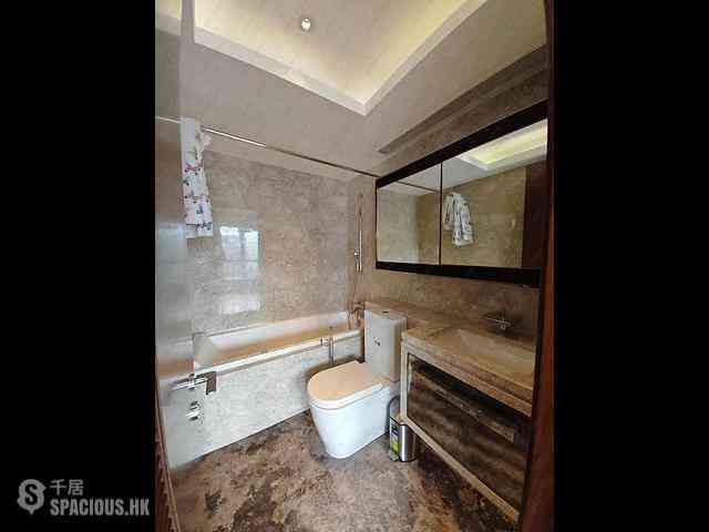 Wong Chuk Hang - Marinella 12