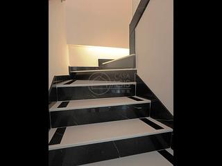 Mid Levels East - Kantian Rise 06