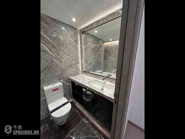 Wong Chuk Hang - The Southside Phase 3B Blue Coast Tower 2A 09