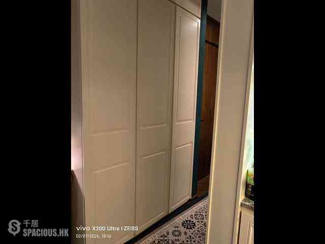 Shek Tong Tsui - One South Lane 06