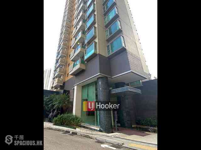 Sai Ying Pun - Centre Place 08