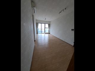 Sai Ying Pun - The Summa Block 2 04