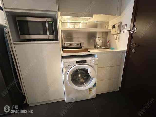 Wan Chai - J Residence 09