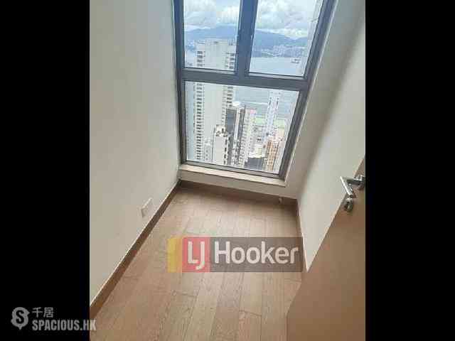 Sai Ying Pun - Island Crest 08