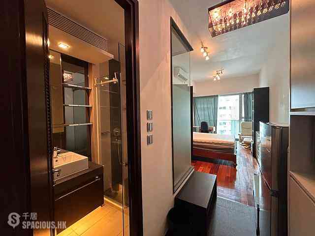 Wan Chai - J Residence 09