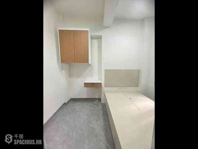 Mong Kok - 110, Portland Street 02