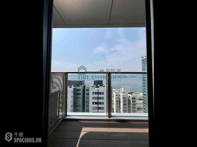 Sai Ying Pun - Des Voeux W Residence 02