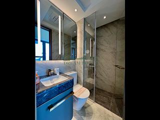 Sai Ying Pun - Des Voeux W Residence 07