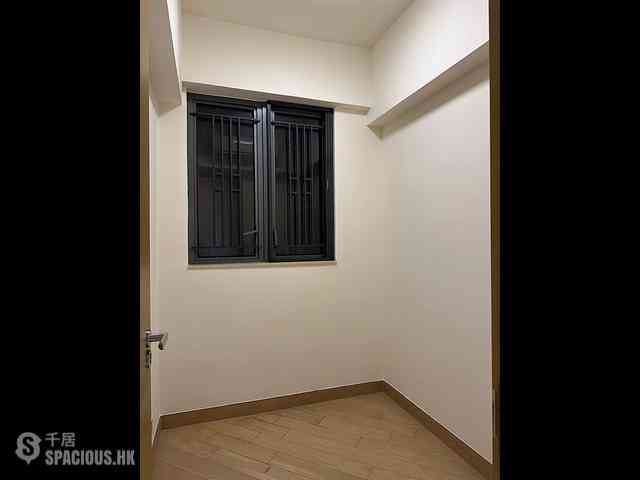 Tseung Kwan O - The Wings II Block 1A 09