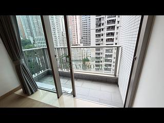 Sai Ying Pun - Island Crest 03