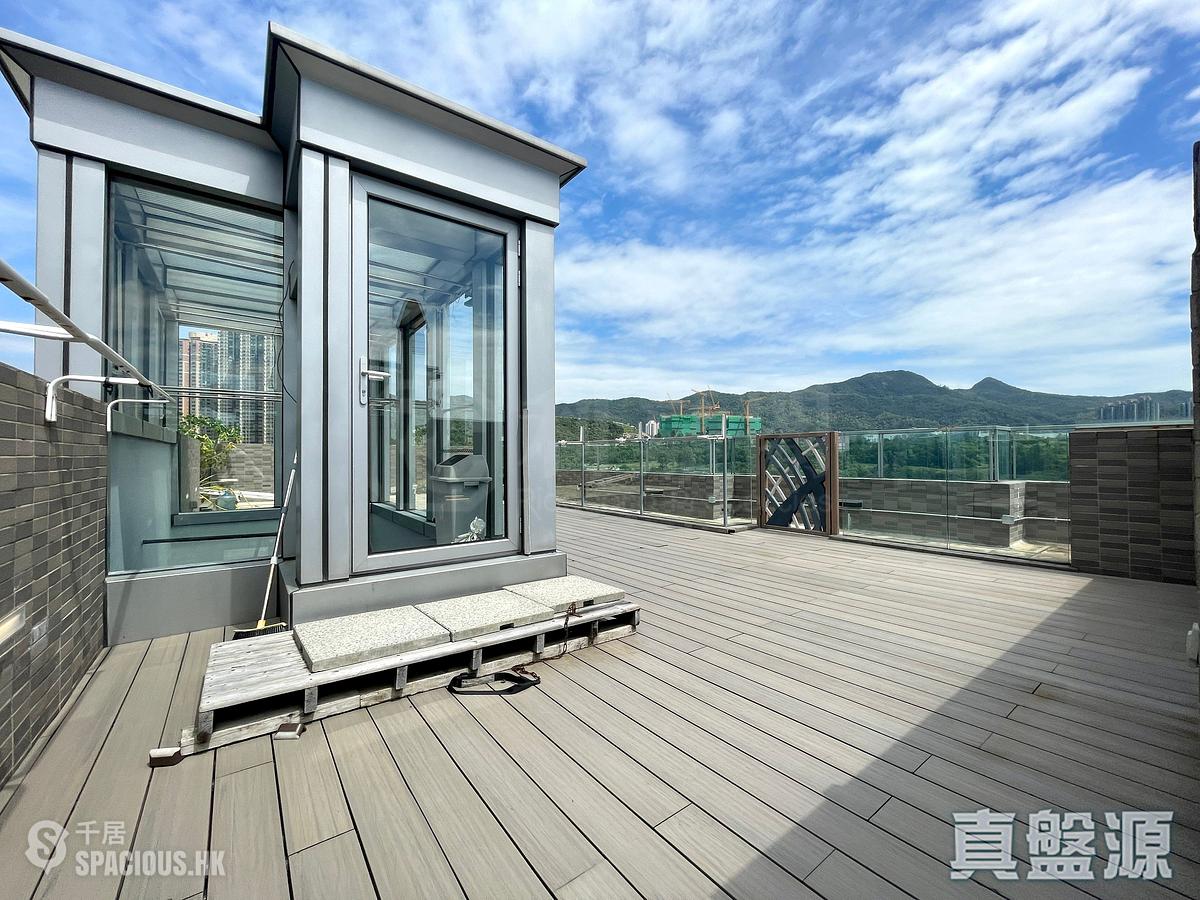 Tseung Kwan O - The Papillons Block 1 01