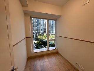 Tseung Kwan O - Monterey Block 2A 07