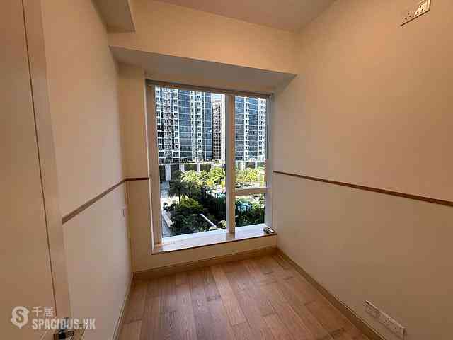Tseung Kwan O - Monterey Block 2A 07