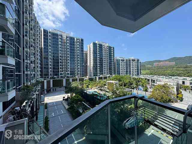 Tseung Kwan O - Monterey Block 2A 01