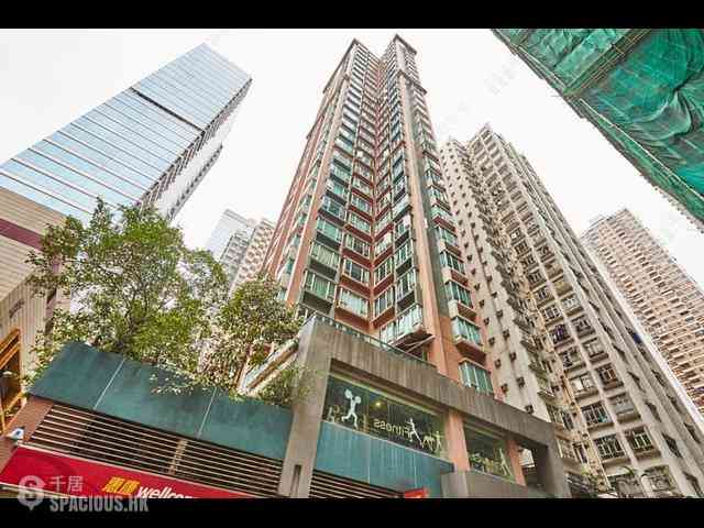 Causeway Bay - Supernova Stand 06