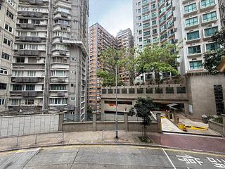 Mid Levels West - Fook Wah Mansions 04