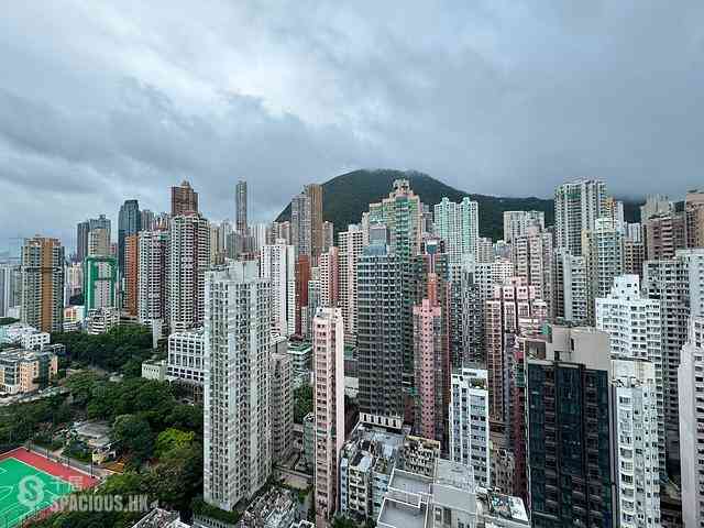 Sai Ying Pun - Island Crest 02