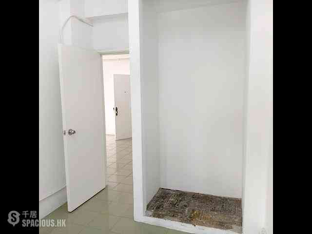 Quarry Bay - Ritz Garden Apartments 05