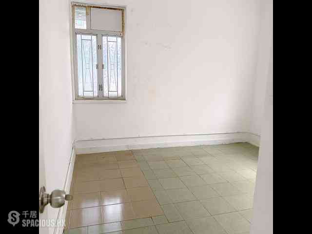 Quarry Bay - Ritz Garden Apartments 08