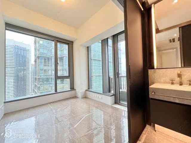 Wan Chai - Eight Star Street 11
