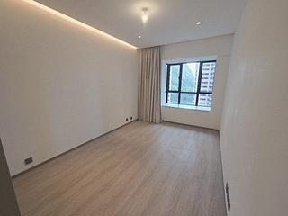 Mid Levels Central - Dynasty Court 17