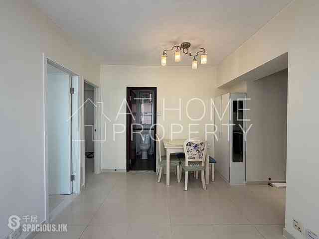 Sai Ying Pun - King Ming Mansion 02