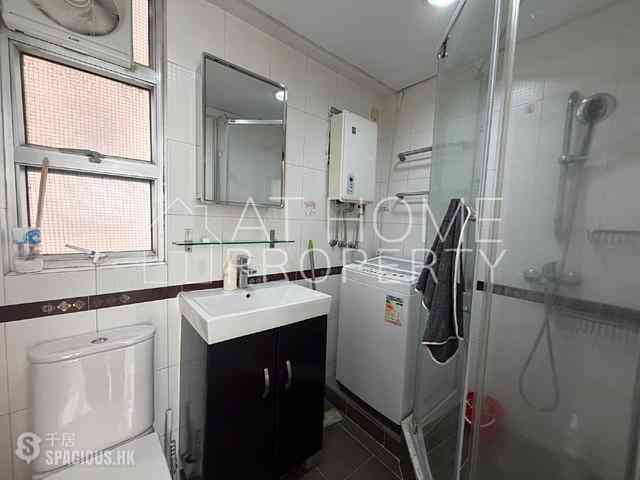Sai Ying Pun - King Ming Mansion 07