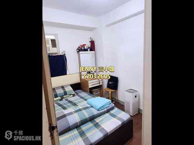 Mong Kok - Kwong Fai Mansion 09