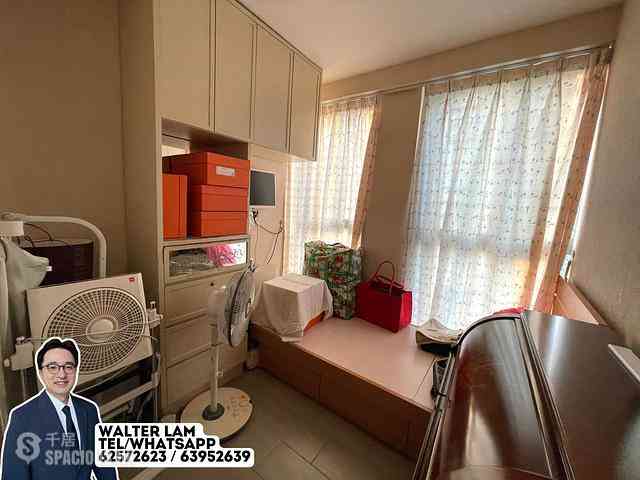 Tung Chung - Tung Chung Crescent Phase 1 Block 2 15